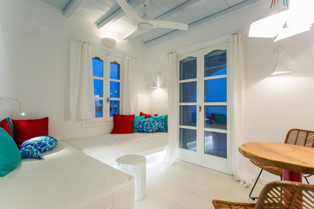 Naxian Riviera Exclusive Seafront Suites, Junior Suite Agios Prokopios  Exteriör bild
