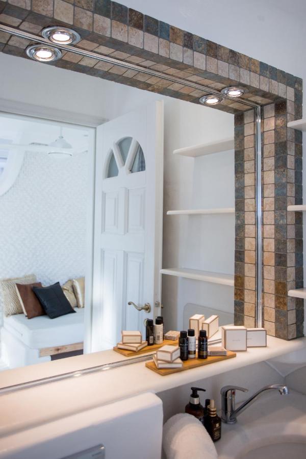Naxian Riviera Exclusive Seafront Suites, Junior Suite Agios Prokopios  Exteriör bild