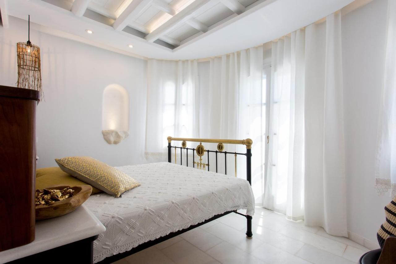 Naxian Riviera Exclusive Seafront Suites, Junior Suite Agios Prokopios  Exteriör bild