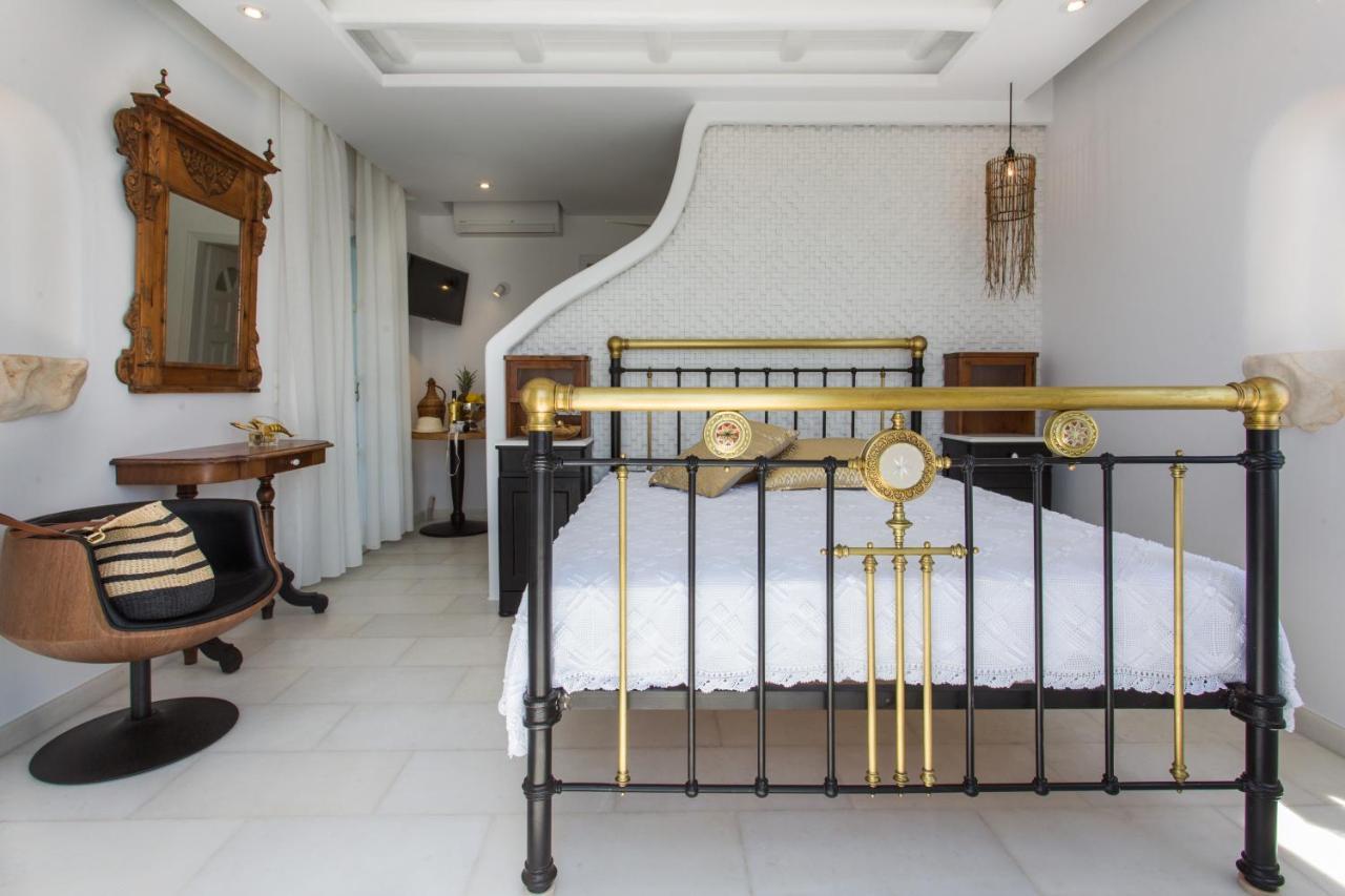 Naxian Riviera Exclusive Seafront Suites, Junior Suite Agios Prokopios  Exteriör bild