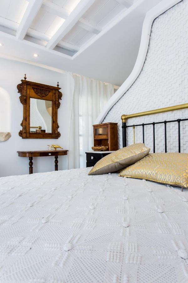 Naxian Riviera Exclusive Seafront Suites, Junior Suite Agios Prokopios  Exteriör bild